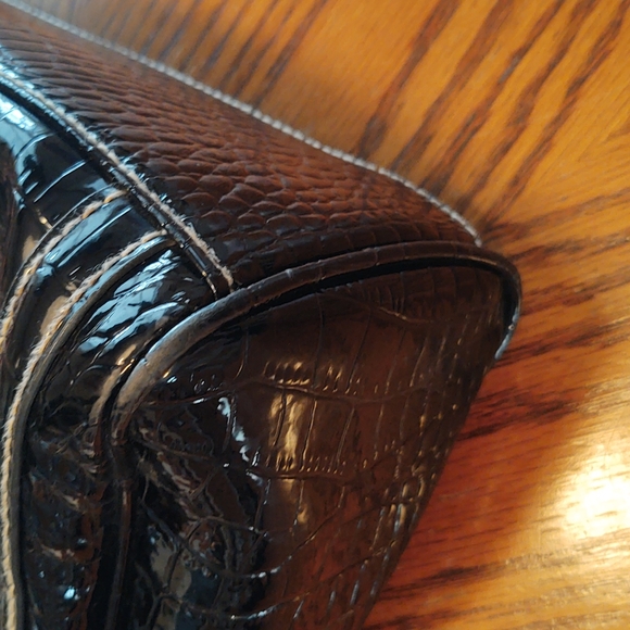 Liz Claiborne Vegan Patent Leather Purse, Wallet, Keychain Set Black - Picture 16 of 16